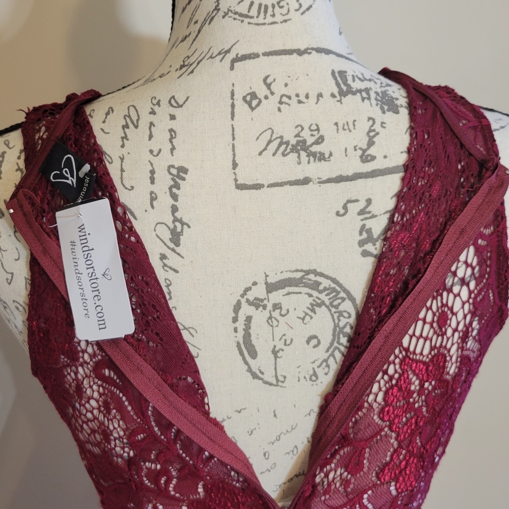 Windsor Burgundy Lace Puffy Short Formal Dress - Picture 4 of 6